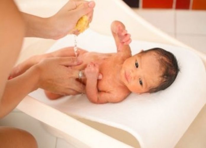 Bathing your new born