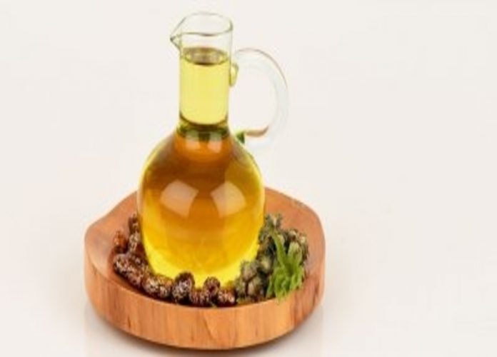 castor-oil-and-bottle