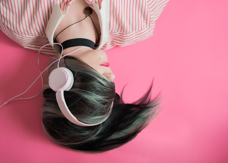 How listening to music increase productivity