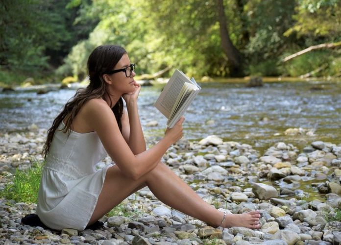 Top 10 Self-help Books to Read To Enhance Our Life