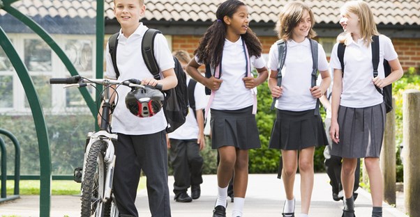 Know The Pros and Cons of School Uniforms